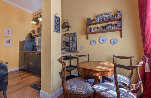 Ferrara Historic Centre Apartment | The House of Harry Potter and a Love Story