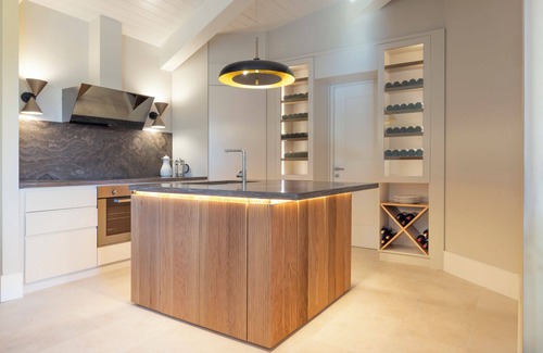 Trionfale Apartment | The House of the Moon, urban retreat with a view of St. Peter's