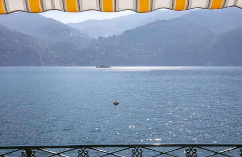 Carate Urio House | THE HOUSE ON THE PIER - With amazing terrace on the lake