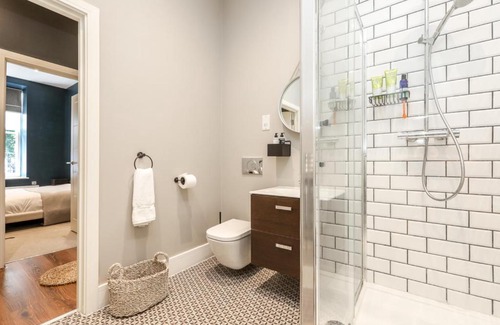 Saint Paul's Apartment | The Hubert #2 - Your Apartment