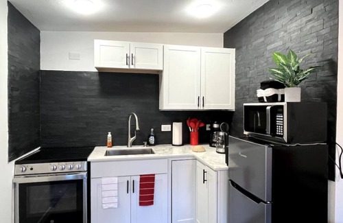 Tempe Condo | The Hudson Suite Spot - Studio Apt Close to ASU