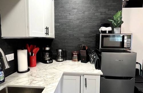 Tempe Condo | The Hudson Suite Spot - Studio Apt Close to ASU