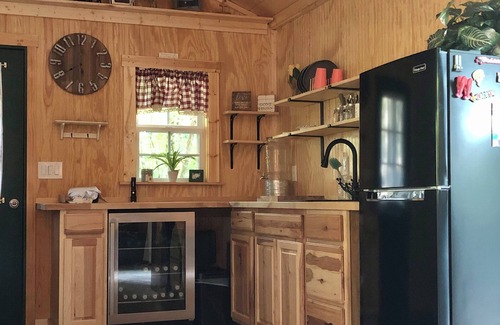Hayesville Cottage | The Hummingbird Hideaway in Shooting Creek. Pet Friendly!