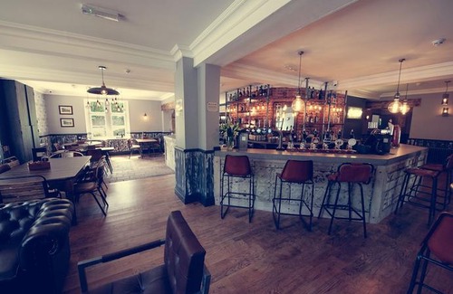 Ambergate Bed & Breakfast | The Hurt Arms