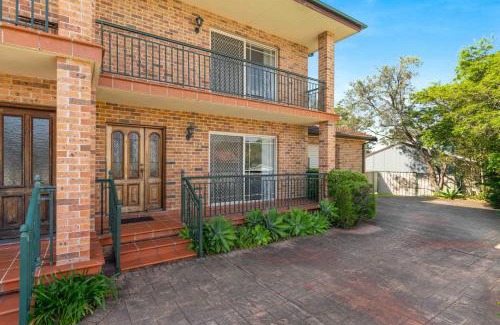 Huskisson House | The Husky Nest by Experience Jervis Bay