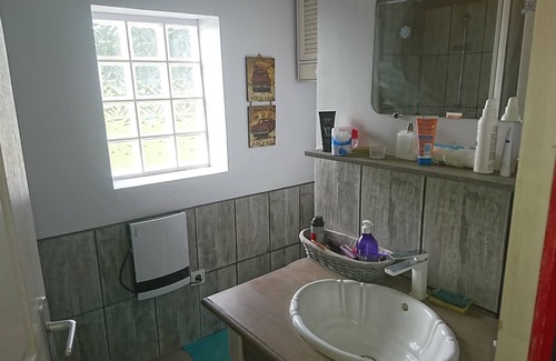 Saintes Agglomeration House | The "hut": tourism and relaxation in the countryside
