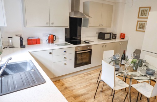 Lincoln Cottage | THE IMP'S PAD, pet friendly in Lincoln