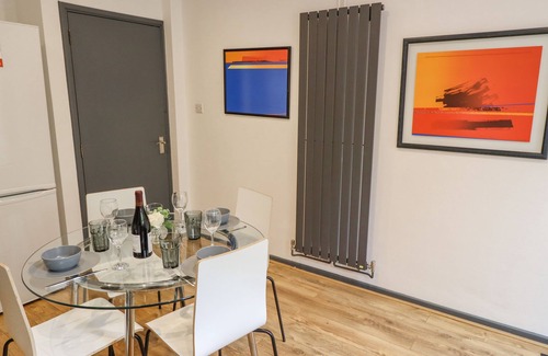 Lincoln Cottage | THE IMP'S PAD, pet friendly in Lincoln