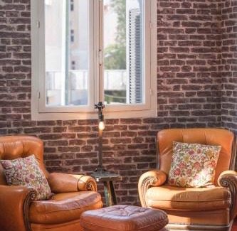 Metaxourgio House | The Industrial Loft - Private Rooftop & Jacuzzi