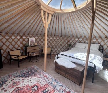 Messing Other | The Isla Yurt