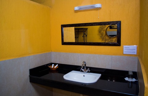 Nairobi Hotel | The IslanDreaM