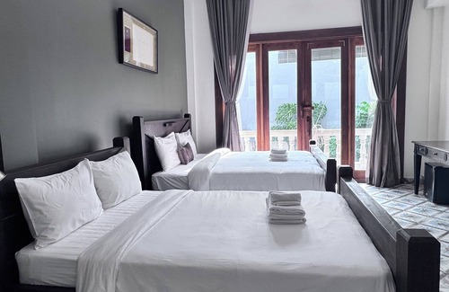 Kampot Hotel | The J Break Boutique