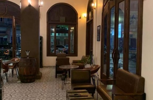 Kampot Hotel | The J Break Boutique
