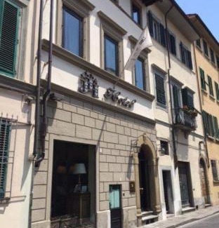 Sant' Ambrogio Hotel | The James Suite Hotel Firenze 1564 - Small Luxury Hotels of the World