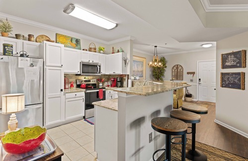 Saint Simons Heights Condo | The Jasmine Drift - Near Beach/Pool Access