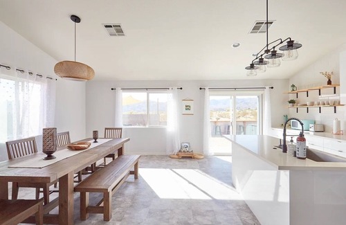 Joshua Tree House | The Joshua Oasis Hot Tub Pool Desert Views