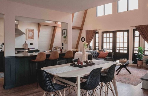 Highland House | The Juniper House near Poughkeepsie & New Paltz