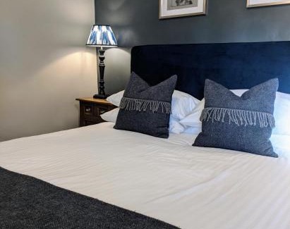 Quenington Hotel | The Keepers Arms