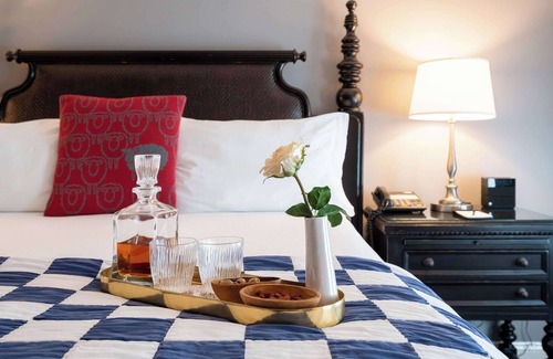 MIT Hotel | The Kendall Hotel at the Engine 7 Firehouse