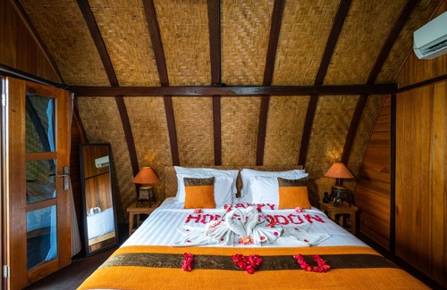 Bukit Hotel | The Kirana Ungasan
