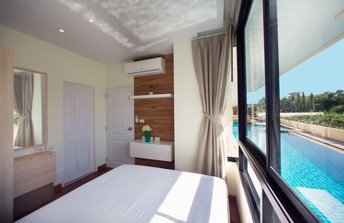 Nai Harn Hotel | The Lago 05