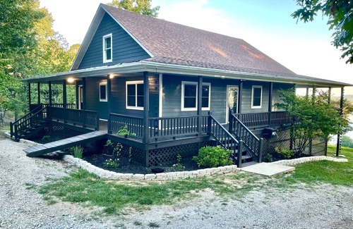Gepp House | The Lake House Retreat