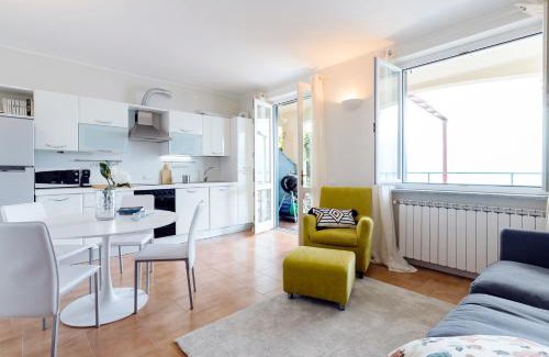 Fiumelatte Apartment | The Lake Suite - Meravigliosa terrazza sul lago!