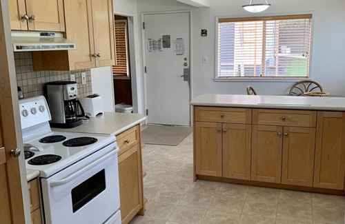 Okanagan-Similkameen House | The Lakefront Get-Away!