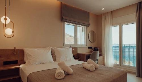 Limni Hotel | The Lakehouse