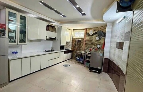 Hang Xanh Apartment | The Landmark 81 Deluxe Apartment Suite