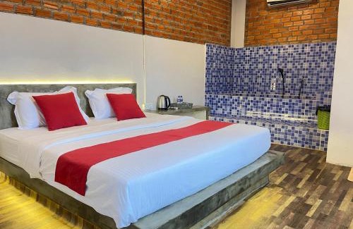 Kampot Hotel | The Last Beach House