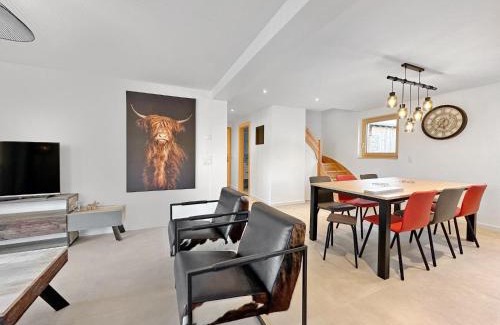 Granges Apartment | The Laughing Cow - 10 mns from Sion and ski