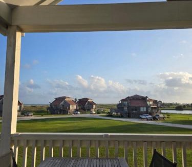 Matagorda House | The Lazy Coconut
