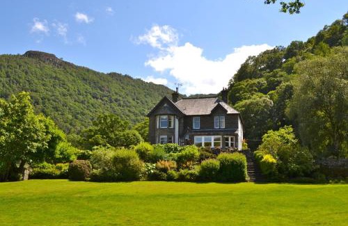 Borrowdale Hotel | The Leathes Head Hotel