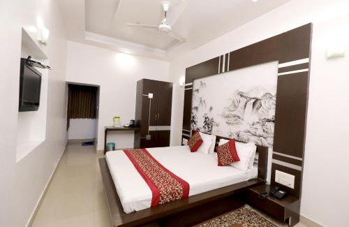 Mount Abu Hotel | The Leef Inn 500ms from Nakki Lake