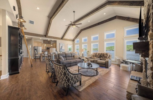 Osage Beach House | The Lighthouse - Amazing 7,000 SF Home - Private Heated Pool & Golf Course