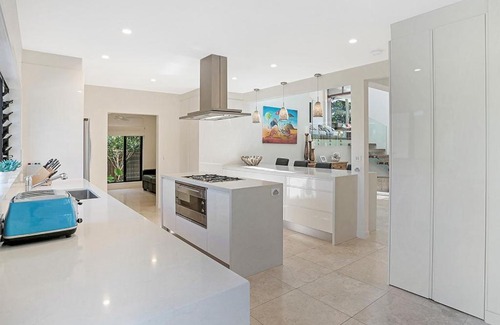 Noosa Heads House | The Lighthouse, Noosa Hill