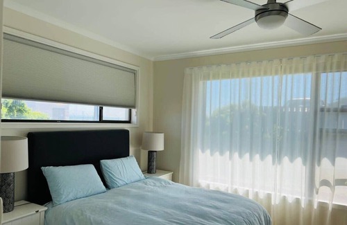 Waterhouse House | The Lighthouse - WIFI Available for Easter