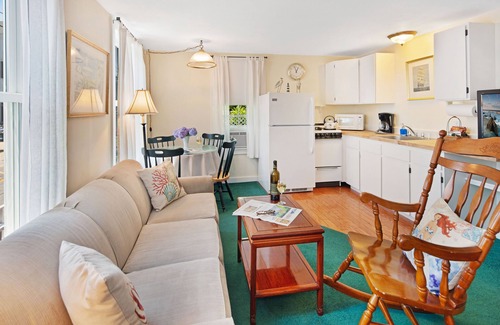 Edgartown House | The Lightkeepers Inn
