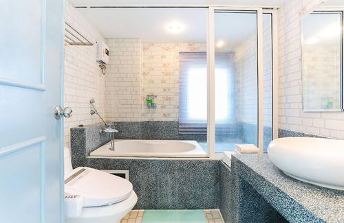 Chiang Mai Hotel | The Lilly Hotel