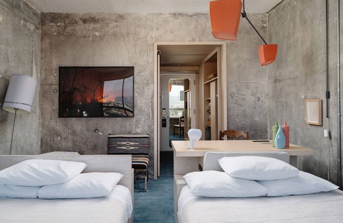 Wilshire Center Hotel | The LINE Hotel Los Angeles, High-level Hollywood Hills View Double, Onsite Pool!
