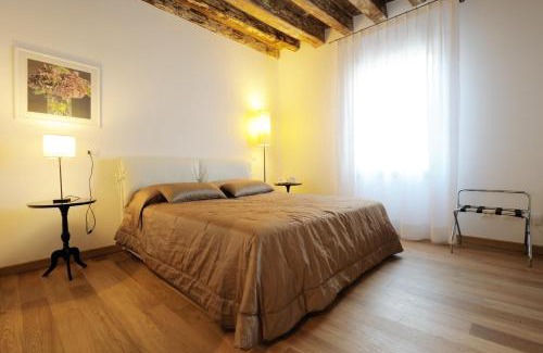 Castello Apartment | The Lion's House APT3