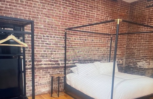 Solon Hotel | The Literary Hotel
