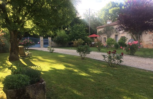 Marillac-le-Franc Cottage | The little chabrou cottage for 5 people