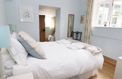 Stackpole Cottage | THE LITTLE DAIRY, pet friendly, character holiday cottage in Pembroke