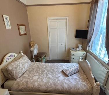 Great Yarmouth House | The Little Emily