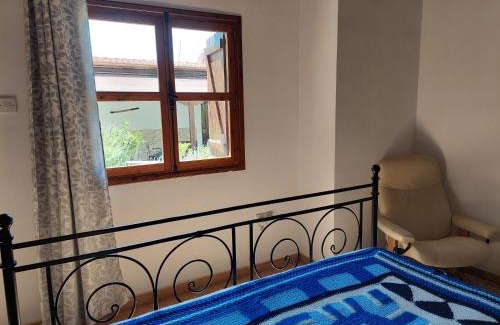 Agios Theodoros House | The Little House