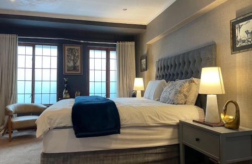 Greater Johannesburg Metropolitan Area Apartment | The Little Mongrel Bryanston