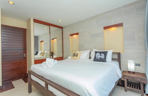 Thep Kasattri Villa | The Local Phuket