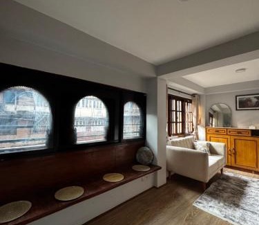 Bhaktapur House | the locals bhaktapur